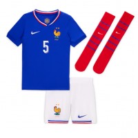 Camisa de time de futebol França Jules Kounde #5 Replicas 1º Equipamento Infantil Europeu 2024 Manga Curta (+ Calças curtas)
